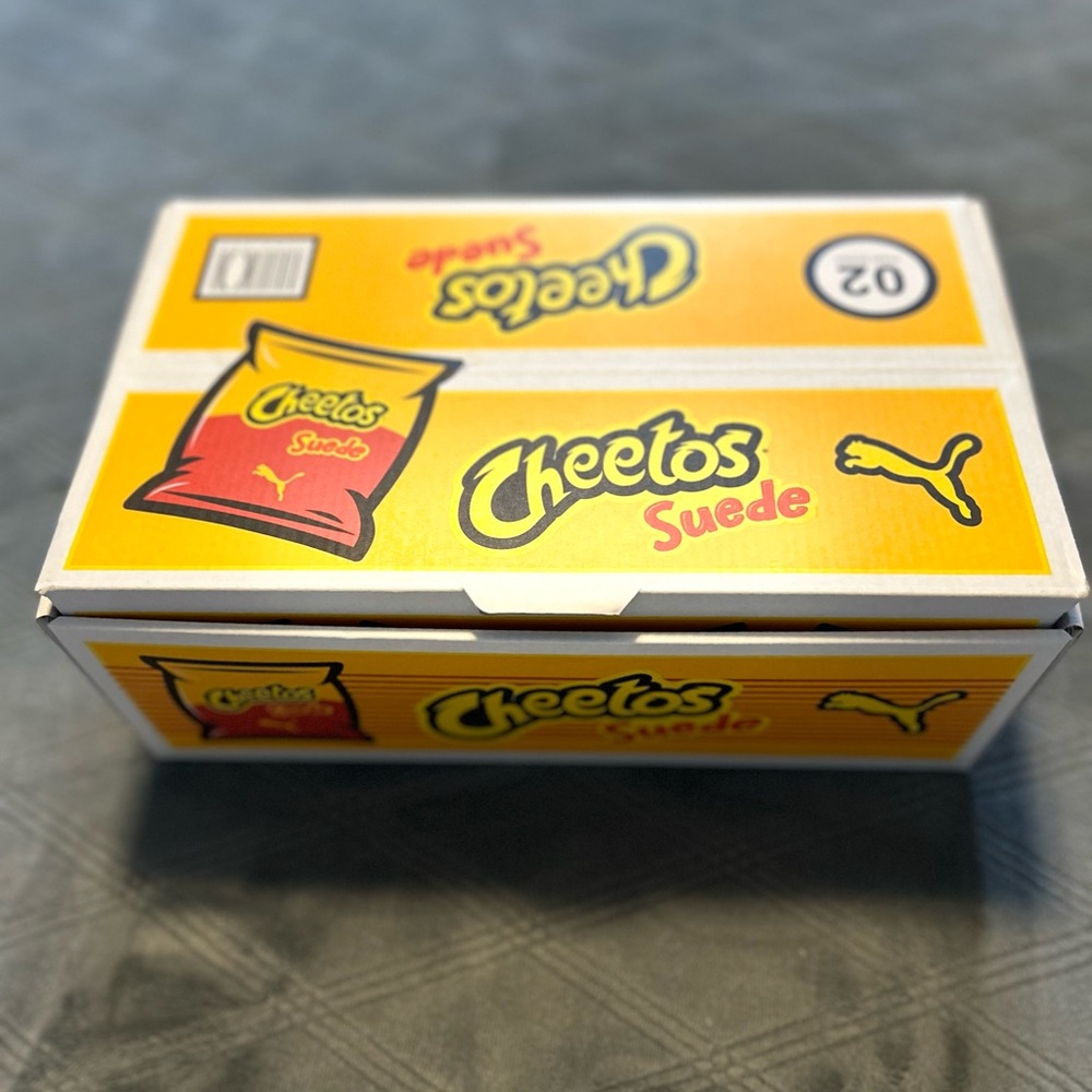 Puma Special Edition Suede Cheetos ‘Chester’ Jr. Shoes - Picture 4 of 6